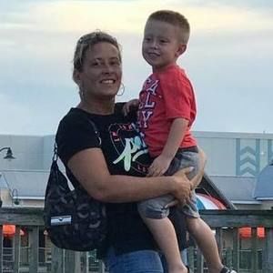 Meet your Posher, Celina